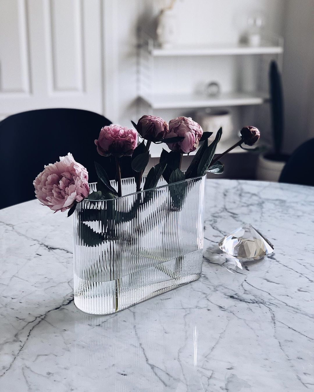 Nude Mist Vase - 280 x 140 x 380, 8,800ml