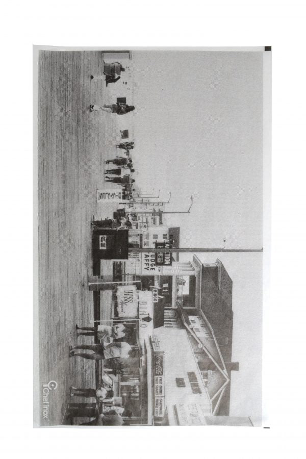 Greaseproof Paper Vintage Boardwalk - 190x310mm, 200 sheets from Chef Inox. made out of Greaseproof Paper and sold in boxes of 1. Hospitality quality at wholesale price with The Flying Fork!