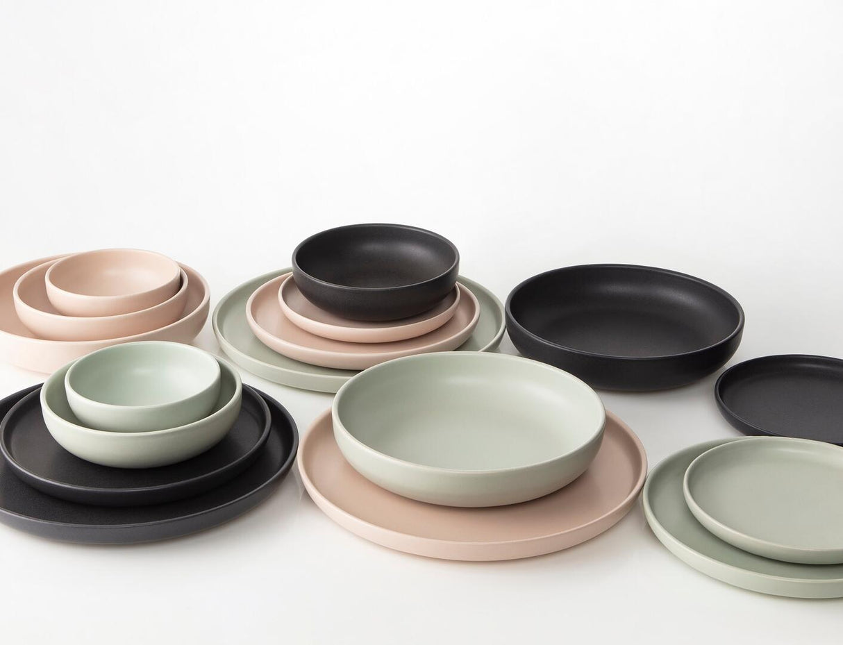 Round Plate - 220Mm, Black, Uno: Pack of 6