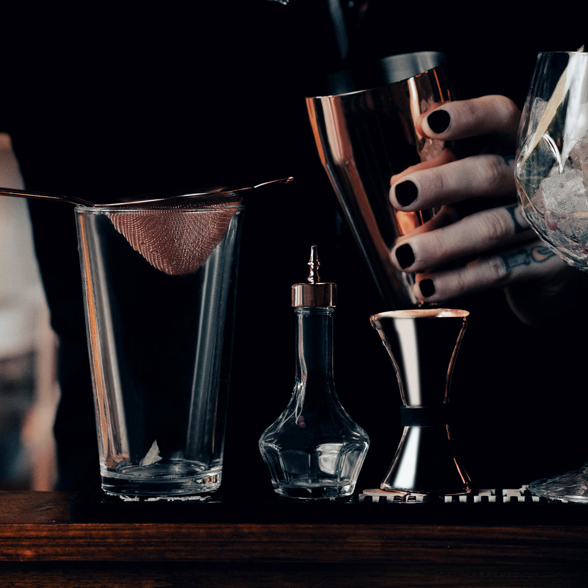 Boston Cocktail Base & Glass - Rose Gold, 700Ml: Pack of 1