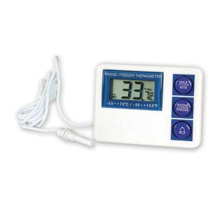Digital Fridge-Freezer Thermometer from CaterChef. Sold in boxes of 1. Hospitality quality at wholesale price with The Flying Fork!