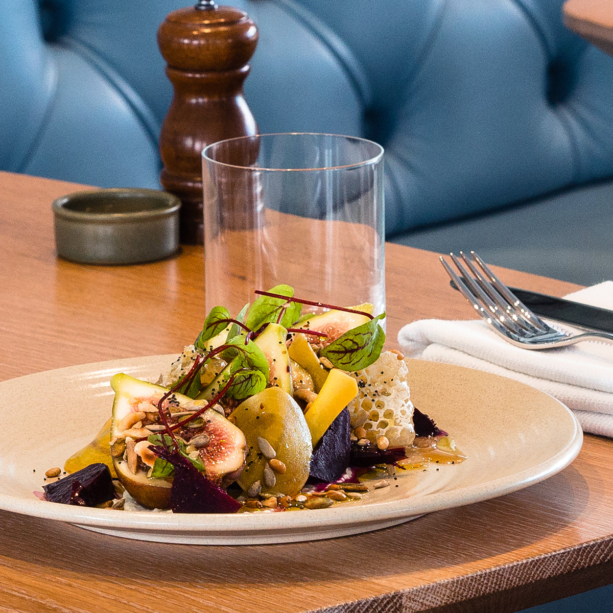 Round Coupe Plate - 256mm, Zuma Sand: Pack of 6