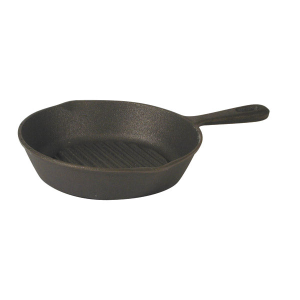 Round Skillet - Cast Iron, Ribbed, 200mm from TheFlyingFork. Sold in boxes of 1. Hospitality quality at wholesale price with The Flying Fork! 