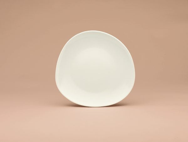 Flat Plate Coupe - 150mm, Wellcome from Schonwald. made out of Porcelain and sold in boxes of 12. Hospitality quality at wholesale price with The Flying Fork! 